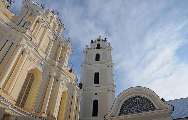 Vokietijos laikraščio straipsnyje aprašomi Šv. Dvasios (buv. Domininkonų) bažnyčios rūsiuose esančių mumijų tyrimai. „Frankfurter Allgemeine“ nuotr.