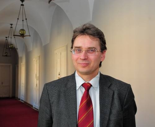 Prorektorius J. Banys stebisi, kad Lietuvoje VU buvo vienintelis universitetas, kuris kovojo dėl savo autonomijos. V. Naujiko nuotr.