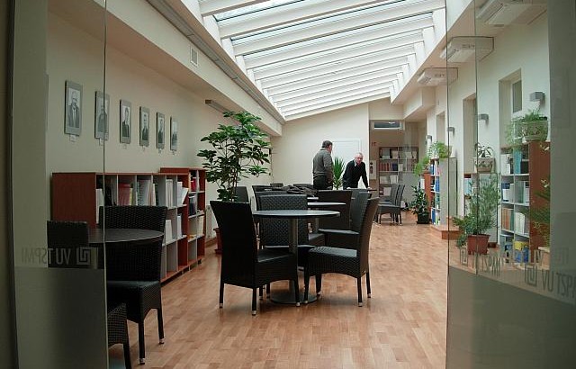 Artėjant egzaminams VU biblioteka ilgina darbo laiką. Sxc.hu nuotr.