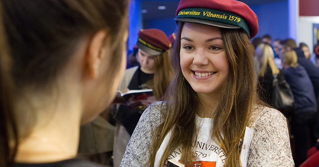 Studentų atstovai pasidalins savo asmenine patirtimi, susijusia su studijomis ir jų pasirinkimu. V. Jadzgevičiaus nuotr.